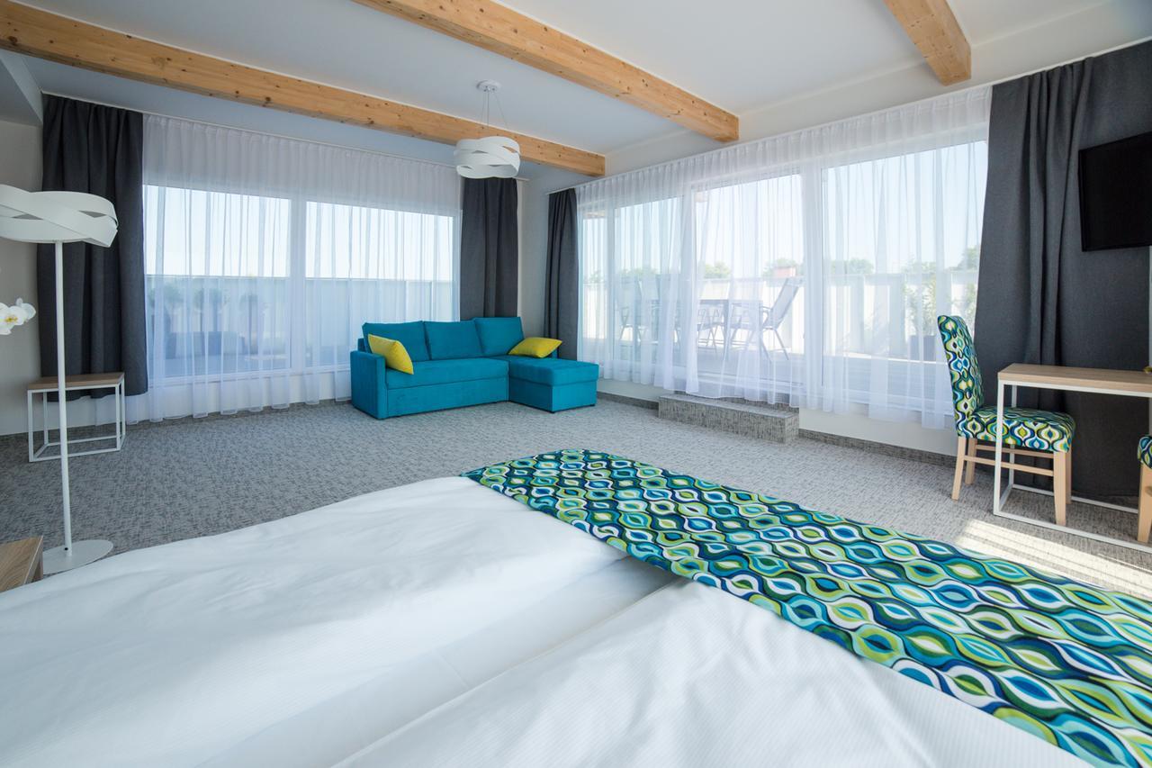 Готель Osrodek Sea Star Premium Сарбіново Екстер'єр фото